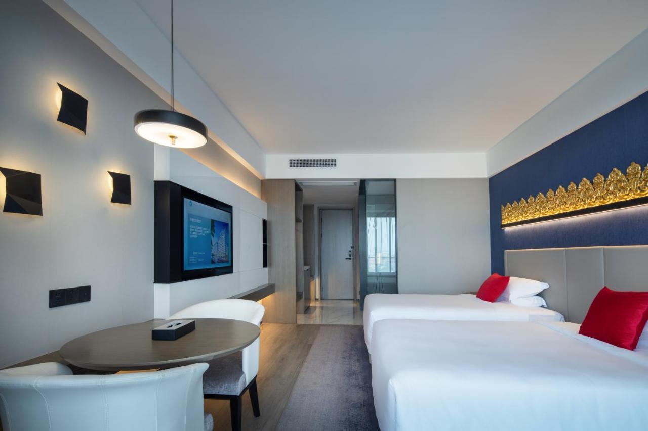 Tian Yi International Hotel 天艺国际酒店 Phnom Penh Exterior photo